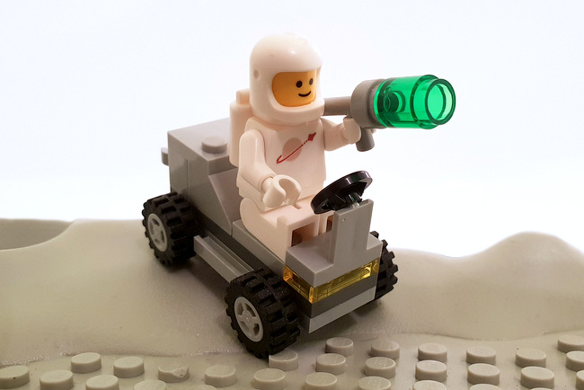 70841 LEGO Mondmobil