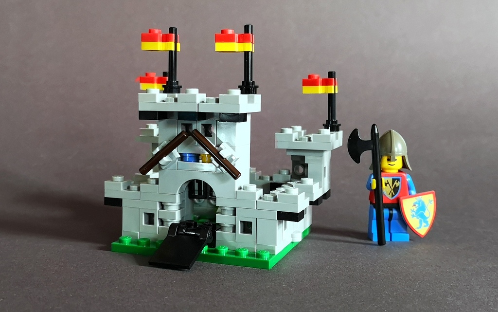 LEGO 6080 Miniburg MOC Bauanleitung kostenlos Download