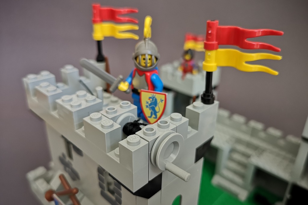 LEGO 6080 Zugbrücke