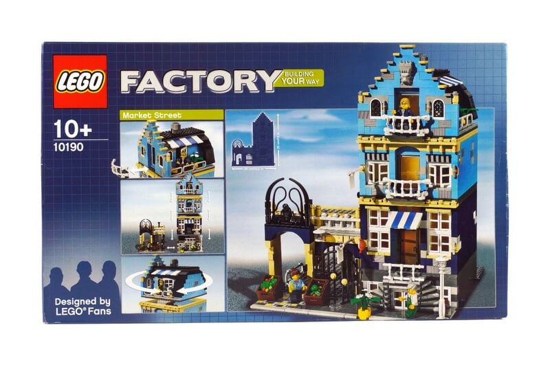 Die originalverpackte Market Street von Lego aus der Factory-Serie.