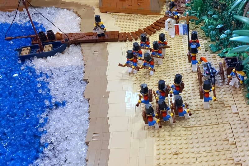 Lego-Pirateninsel komplett gebauter Strand.