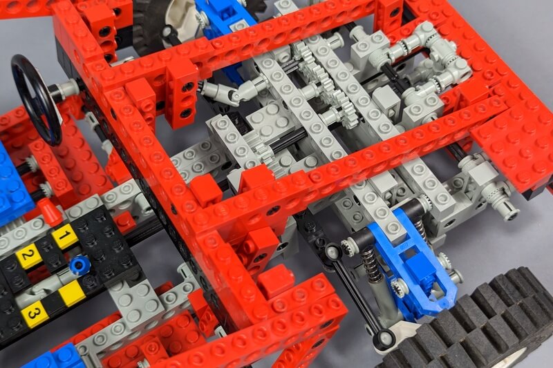 Lenk-Geometrie von Lego-Technic sehr schön gezeigt.