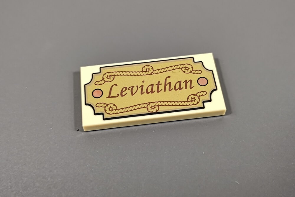 Bedruckete Fliese von LEGO mit seltenem Leviathan-Schriftzug.